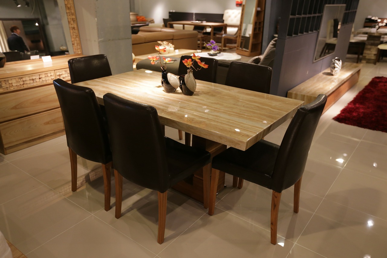 dining-room-332207_1280