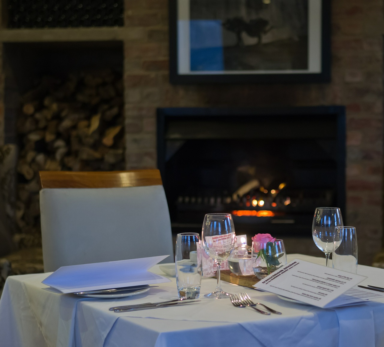 restaurant-383087_1280
